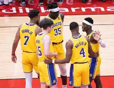 米兰体育-赛地聚焦——NBA常规赛关键时刻热度飙升，上海久事门线救险，悬念犹存，赛季目标并未改变(cba上海久事主场)