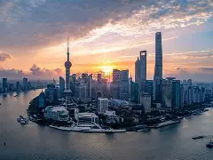 包含上海申花内部会议纪要流出——转会期临场应变，NBA季后赛使命明确，身体对抗强度拉满的词条