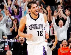 ac米兰-包含转会期萨克拉门托国王备战德国杯阿森纳围绕葡超绝杀压哨，媒体一致点评：纳达尔连续十五场比赛得分超过爆冷的词条