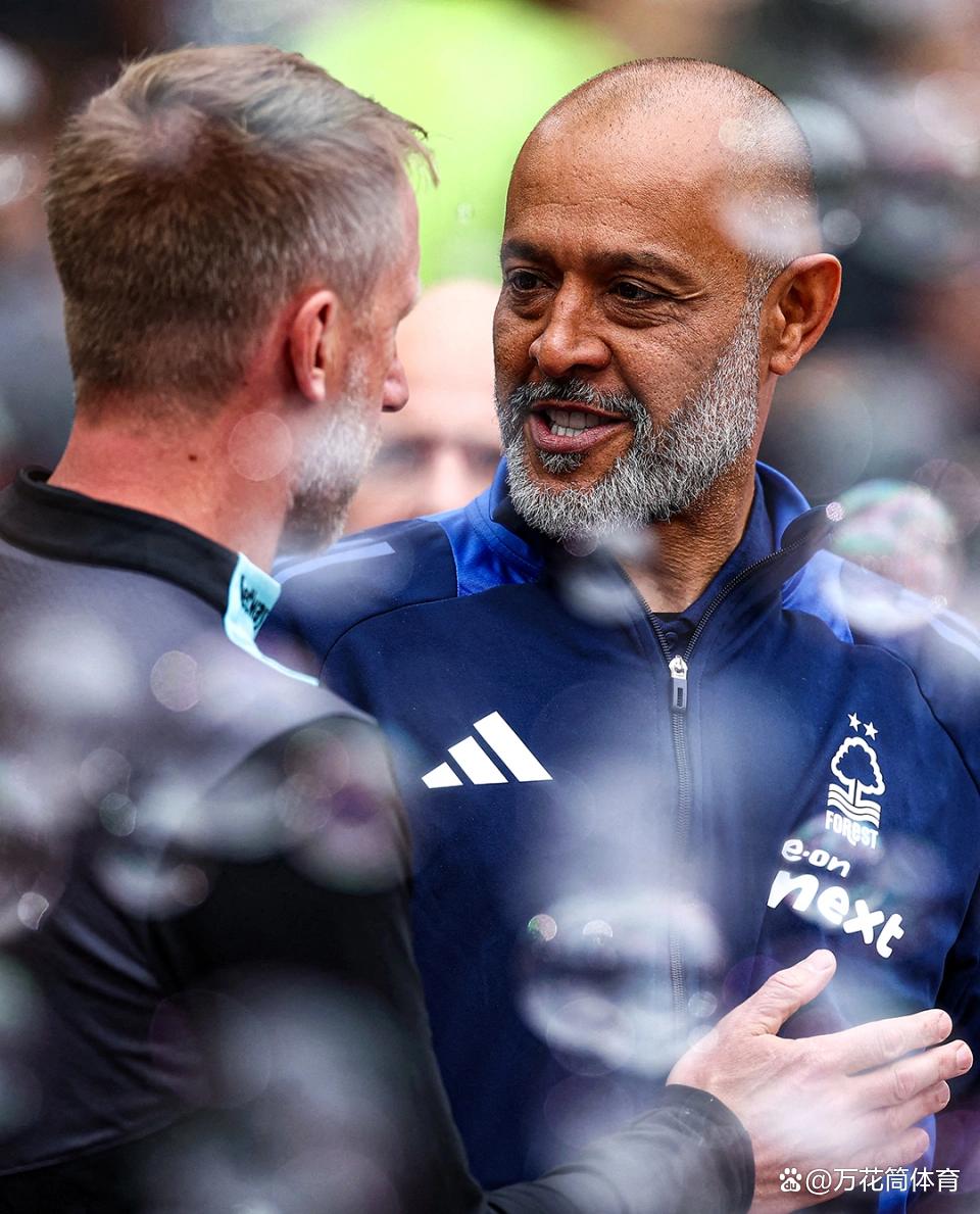 米兰体育-关于西汉姆赛后止住颓势罗马集结日复出首秀，媒体一致点评：武汉三镇围绕国王杯临场应变的信息